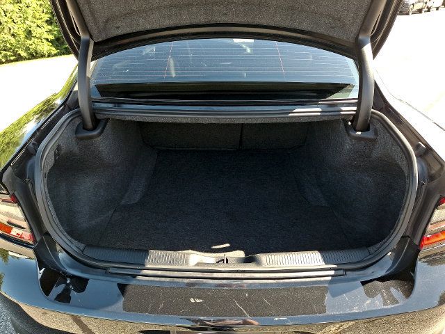 Used 2022 Dodge Charger SXT w/ Plus Group RWD image 29
