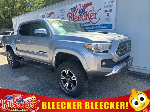 Used 2017 Toyota Tacoma TRD Sport w/ Tow Package (A/T) image 1