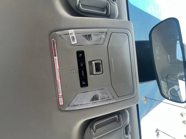 Used 2025 Toyota RAV4 XLE AWD/4WD image 23