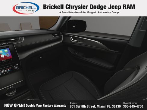 New 2025 Jeep Grand Cherokee Laredo image 21