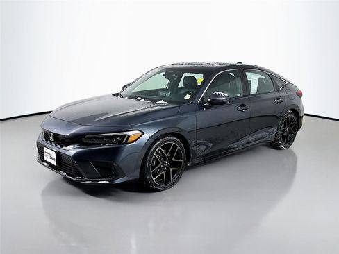 Used 2022 Honda Civic Sport Touring image 4