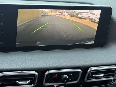 New 2026 Nissan Sentra SV w/ SV Convenience Package FWD image 18