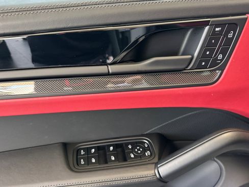 Certified 2025 Porsche Cayenne Turbo GT AWD/4WD image 12