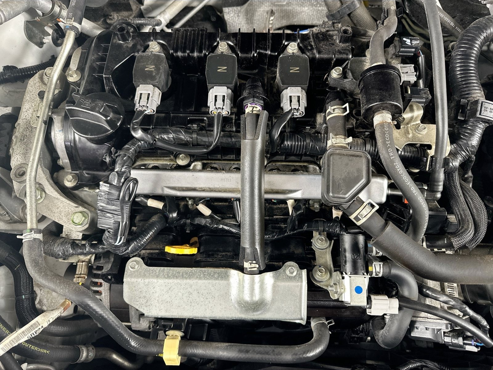 Used 2021 Nissan Kicks SR FWD image 26