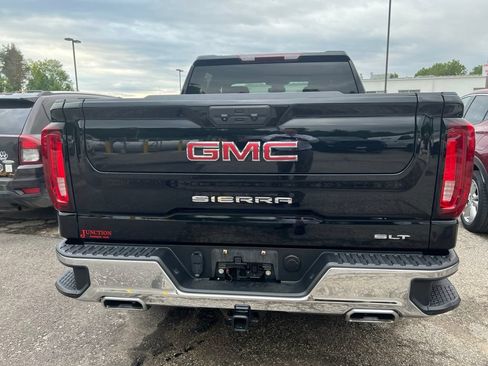 Used 2023 GMC Sierra 1500 SLT w/ SLT Premium Package AWD/4WD image 4