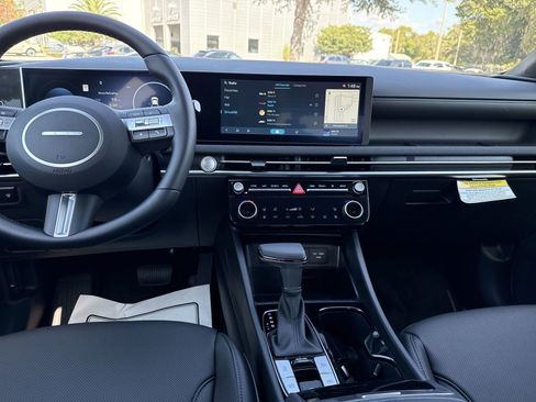 New 2026 Hyundai Santa Cruz Limited image 12