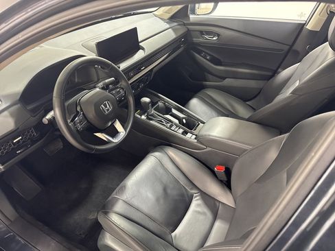Used 2024 Honda Accord Touring image 18