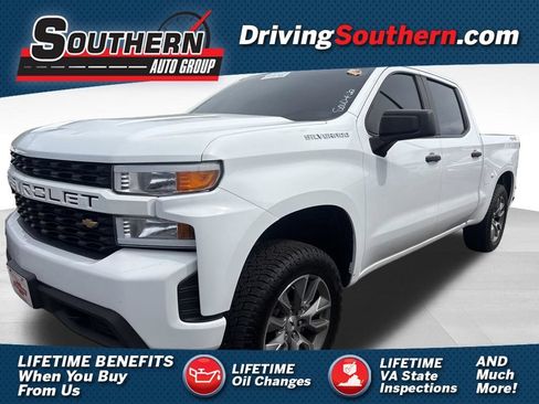 Used 2021 Chevrolet Silverado 1500 Custom AWD/4WD image 1