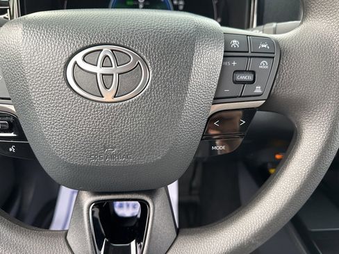 Certified 2025 Toyota Camry LE image 18