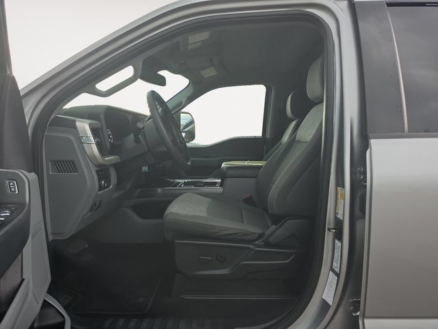 Used 2023 Ford F350 XLT AWD/4WD image 11