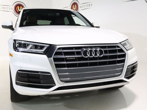 Used 2019 Audi Q5 2.0T Premium Plus w/ Premium Plus Package AWD/4WD image 25