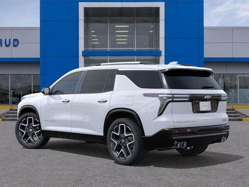 New 2026 Chevrolet Traverse High Country AWD/4WD image 3