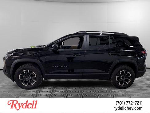 Used 2025 Chevrolet Equinox ACTIV w/ Safety and Technology Package AWD/4WD image 2