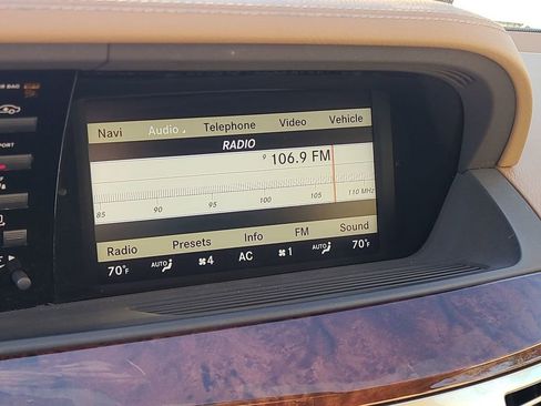 Used 2010 Mercedes-Benz S 550 S 550 image 24