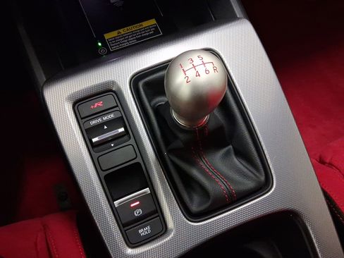 Used 2024 Honda Civic Type R image 15