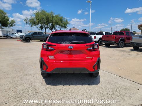 Used 2024 Subaru Crosstrek 2.0i Premium image 6