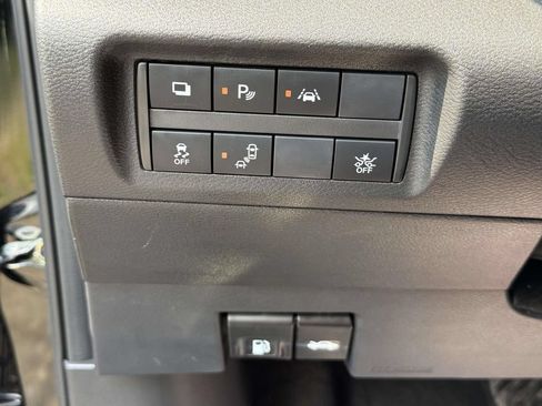 Used 2023 Nissan Kicks S FWD image 25