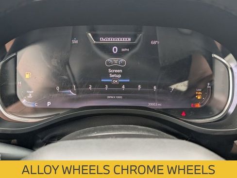 Used 2025 RAM 1500 Laramie image 17