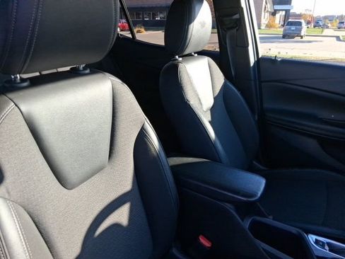 Used 2021 Buick Encore GX Preferred image 14