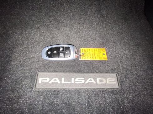 Used 2023 Hyundai Palisade Limited w/ Cargo Package AWD/4WD image 31