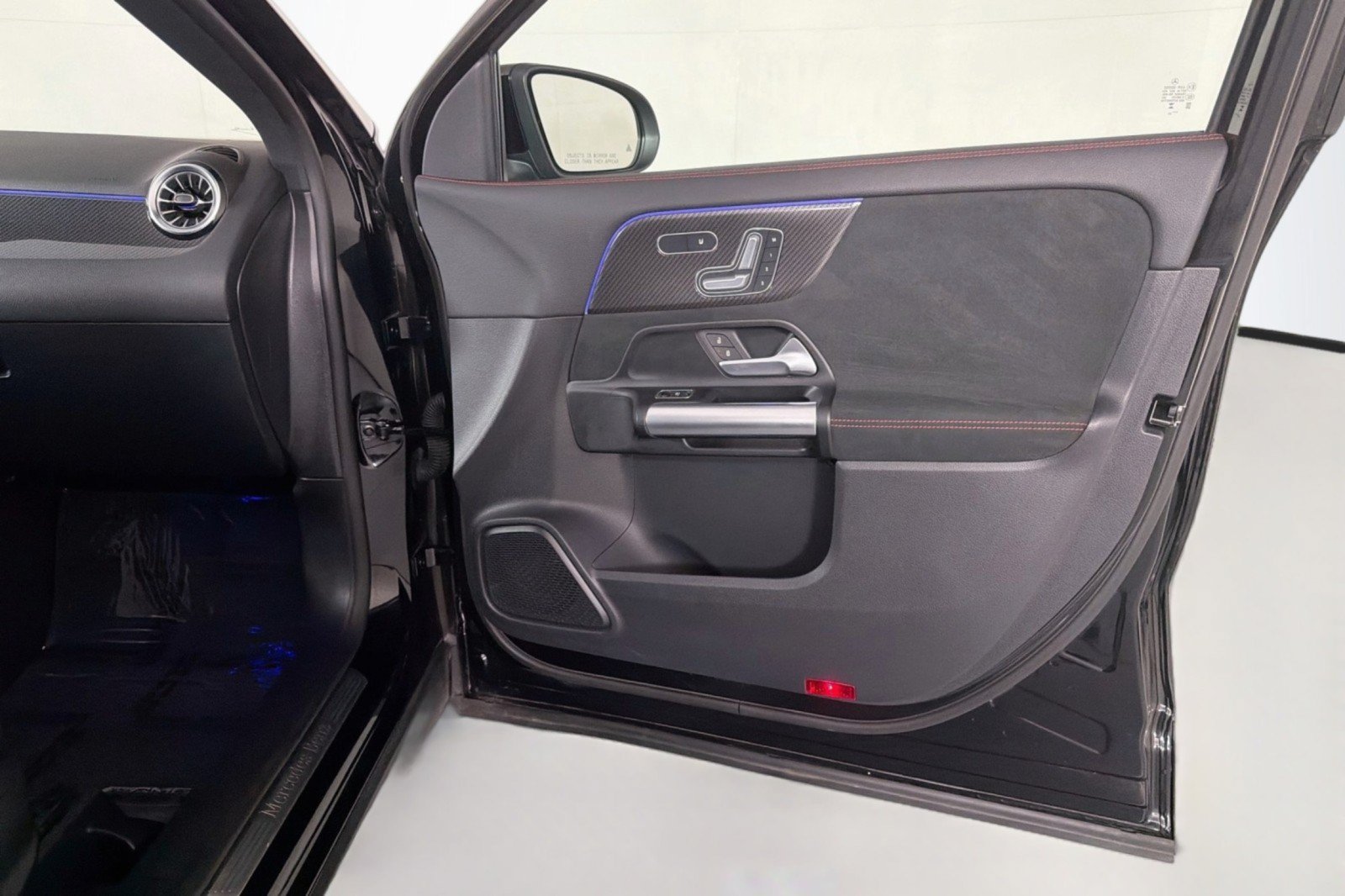 Used 2023 Mercedes-Benz GLA 250 image 25