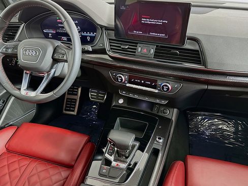 Used 2023 Audi SQ5 Premium Plus w/ Premium Plus Package image 6