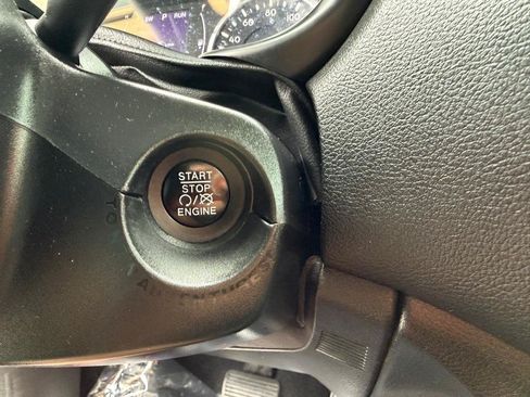 Used 2017 Jeep Renegade Sport w/ Power & Air Group AWD/4WD image 31