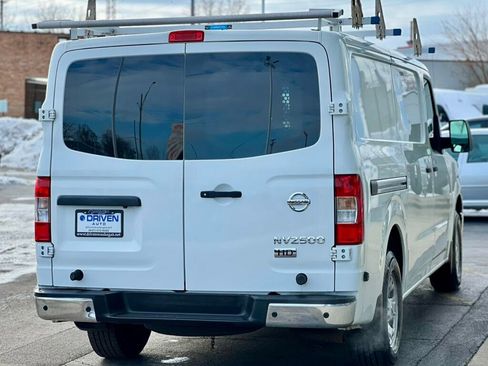 Used 2013 Nissan NV 2500 SV w/ Technology Pkg image 5
