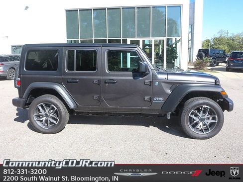 New 2025 Jeep Wrangler Unlimited Sport S 4xe w/ Convenience Group AWD/4WD image 9