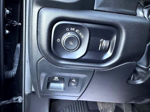 Used 2023 RAM 1500 Laramie image 25