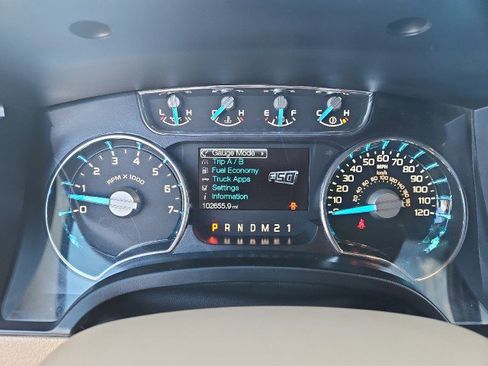 Used 2014 Ford F150 King Ranch w/ King Ranch Luxury Package image 16