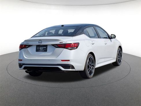 New 2025 Nissan Sentra SR w/ SR Premium Package image 5