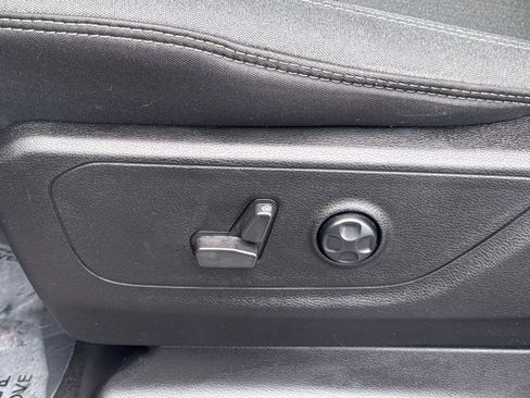 Used 2021 RAM 1500 Big Horn AWD/4WD image 14