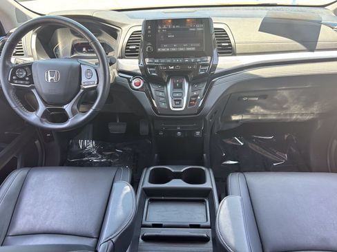 Certified 2024 Honda Odyssey Touring image 13