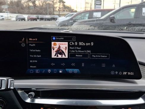 Certified 2024 Cadillac Lyriq Luxury image 21