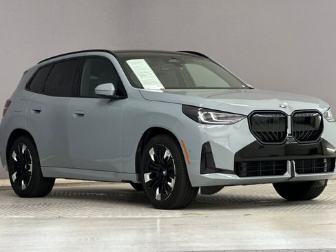 Used 2025 BMW X3 xDrive30i w/ M Sport Package AWD/4WD image 6