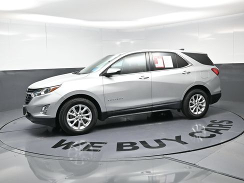 Used 2018 Chevrolet Equinox LT FWD image 6