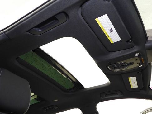 Used 2025 Audi A6 Premium Plus image 18