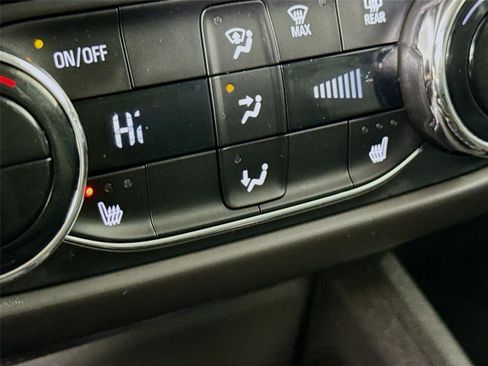 Used 2023 Chevrolet TrailBlazer LT w/ Convenience Package image 19