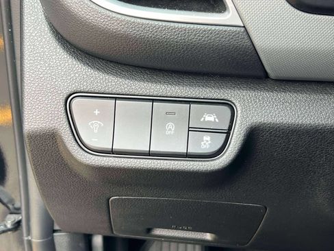 Certified 2023 Kia Seltos LX AWD/4WD image 19