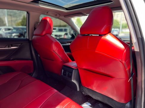 Used 2022 Toyota Camry XSE w/ Carpet Mat Package (TMS) FWD image 26