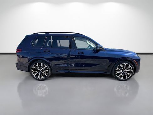 New 2027 BMW X7 M60i AWD/4WD image 2