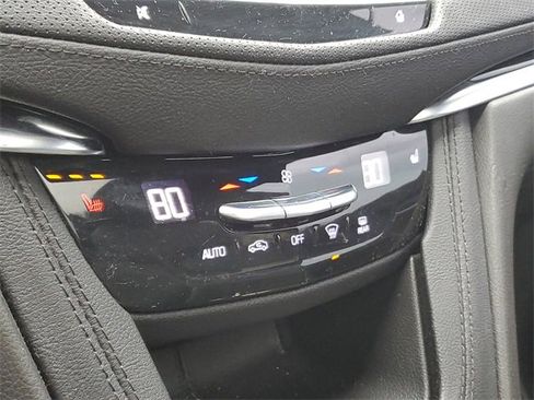 Certified 2022 Cadillac XT5 Premium Luxury image 20