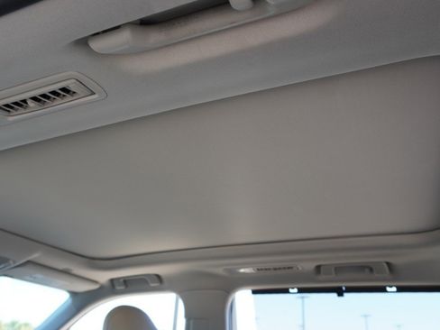 Used 2024 Toyota Highlander Platinum image 31