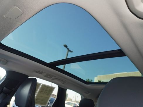 Used 2024 Volvo XC60 B5 Core image 23