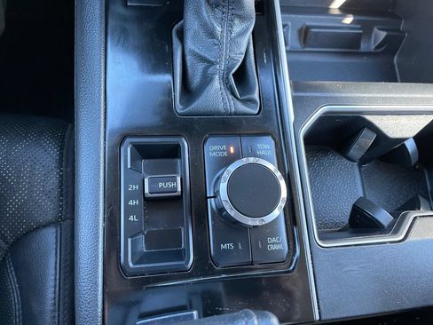 Used 2023 Toyota Tundra Limited w/ TRD Off-Road Package AWD/4WD image 20