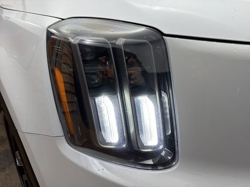 Used 2023 Kia Telluride EX X-Line image 35