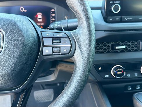 Used 2024 Honda Accord EX image 33