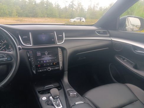 Used 2021 INFINITI QX50 Luxe w/ Appearance Package image 19