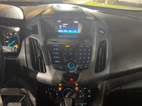 Used 2017 Ford Transit Connect XL image 19